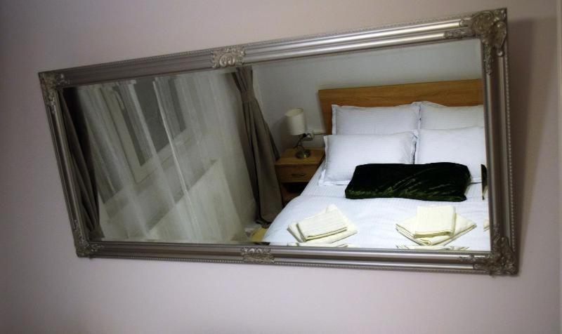 Apartament Thea Apartment Fagaras Bagian luar foto